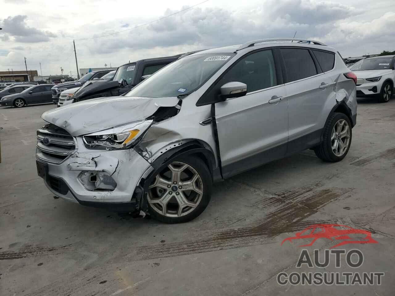 FORD ESCAPE 2019 - 1FMCU0J95KUC52803