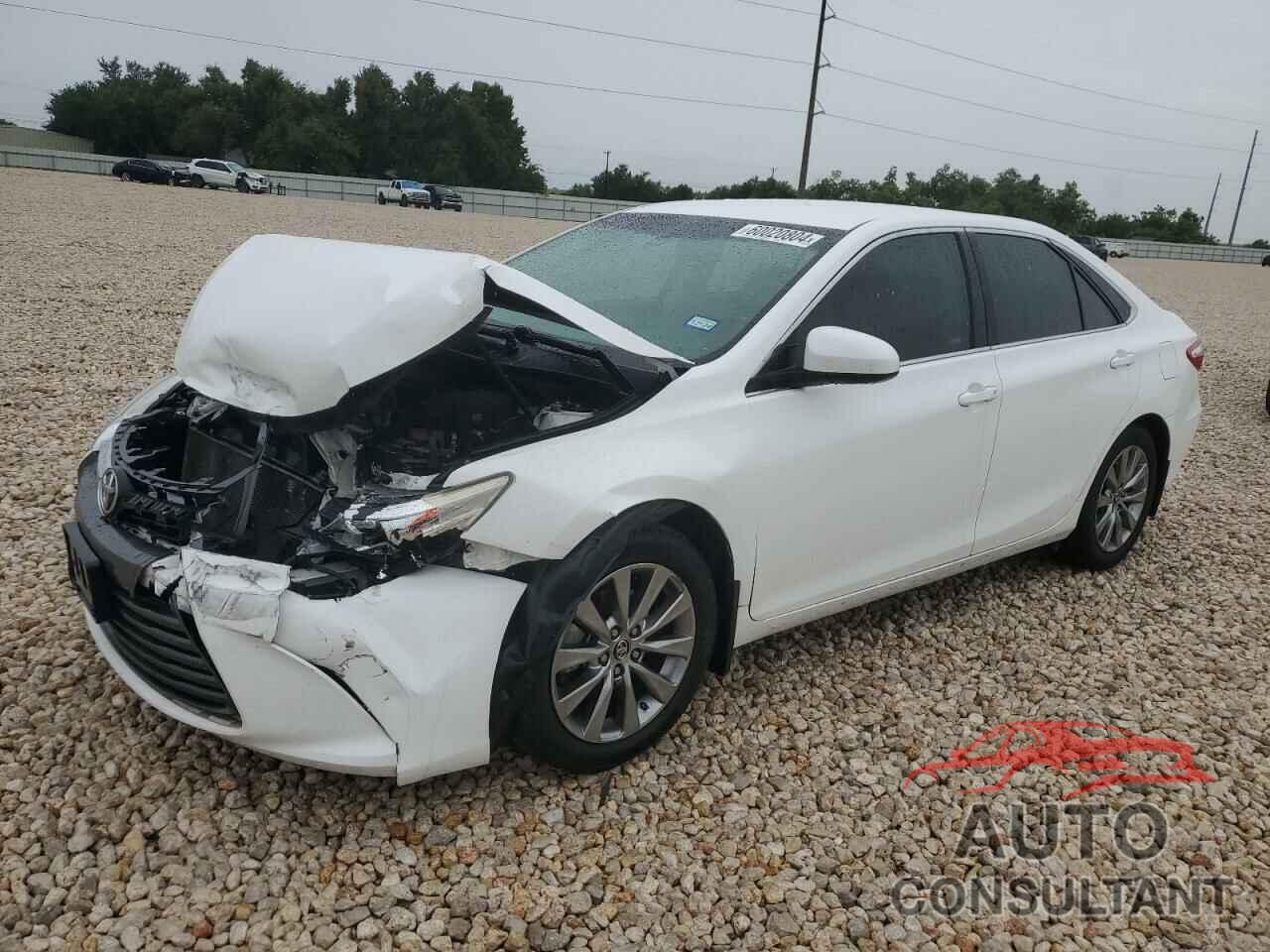 TOYOTA CAMRY 2016 - 4T4BF1FK3GR537598