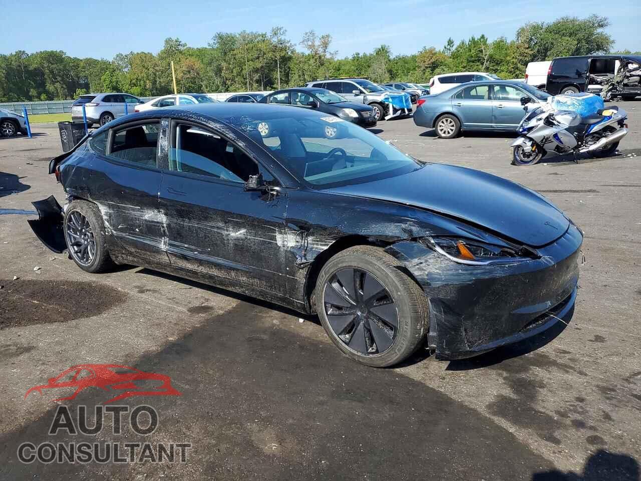 TESLA MODEL 3 2026 - 5YJ3E1EA7TF195722