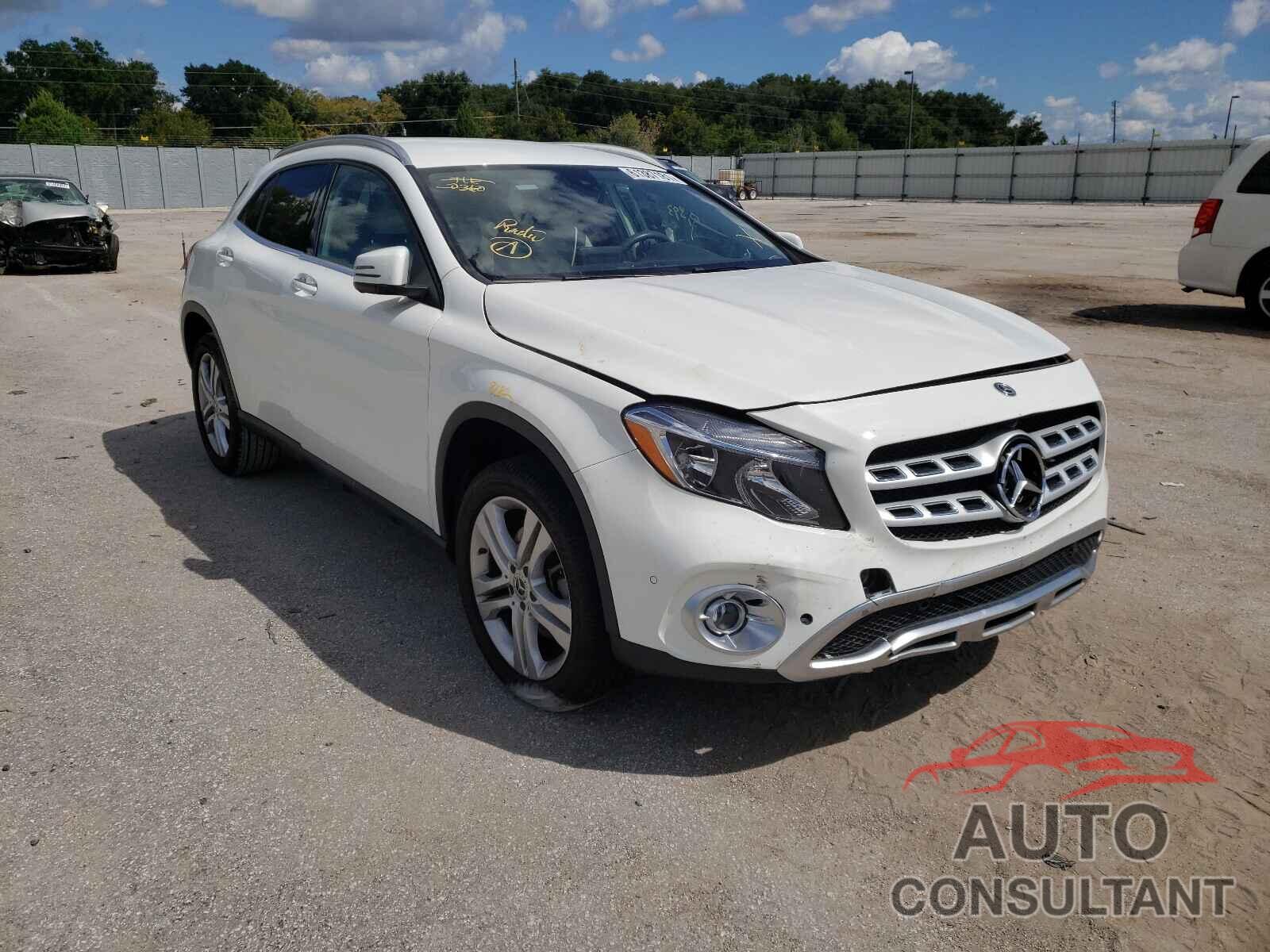 MERCEDES-BENZ GLA-CLASS 2019 - WDCTG4EB4KJ576966