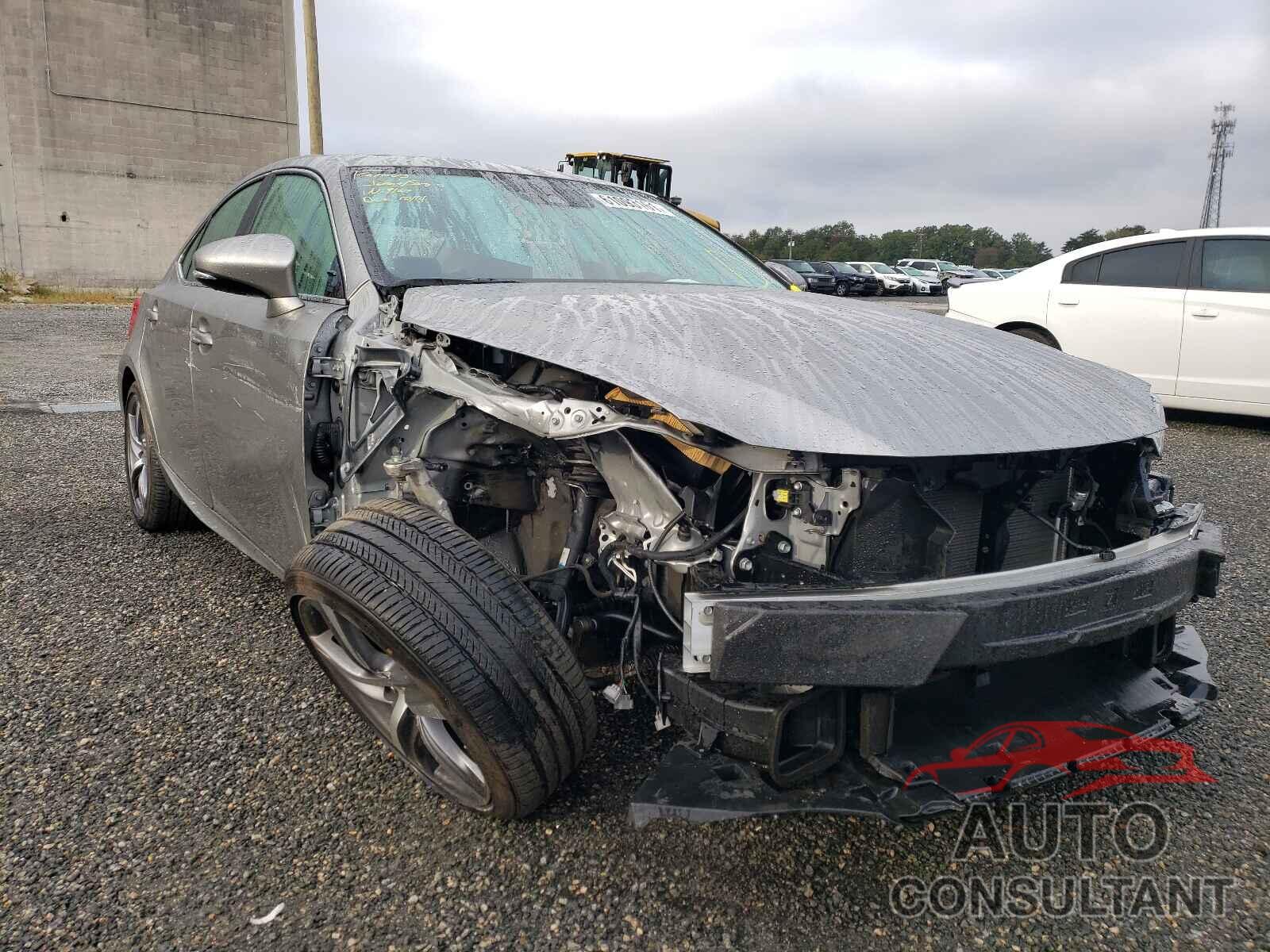 LEXUS IS 2018 - JTHC81D2XJ5028110