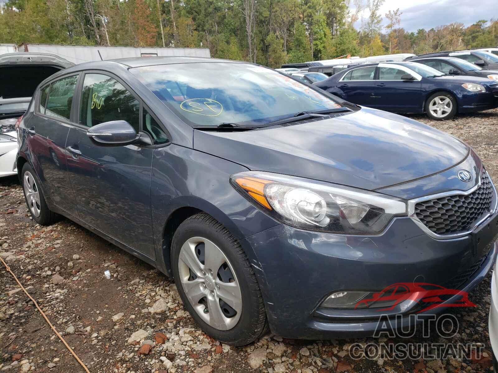 KIA FORTE 2016 - KNAFK5A82G5646723