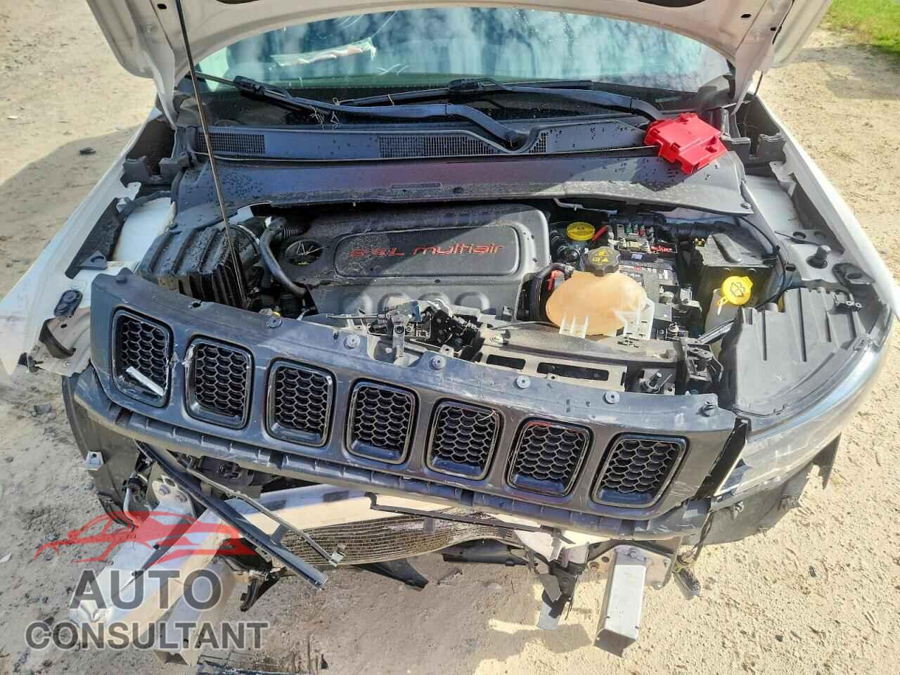 JEEP COMPASS 2020 - 3C4NJDBB2LT240148