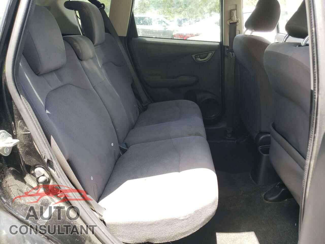 HONDA FIT 2013 - JHMGE8H36DC072482