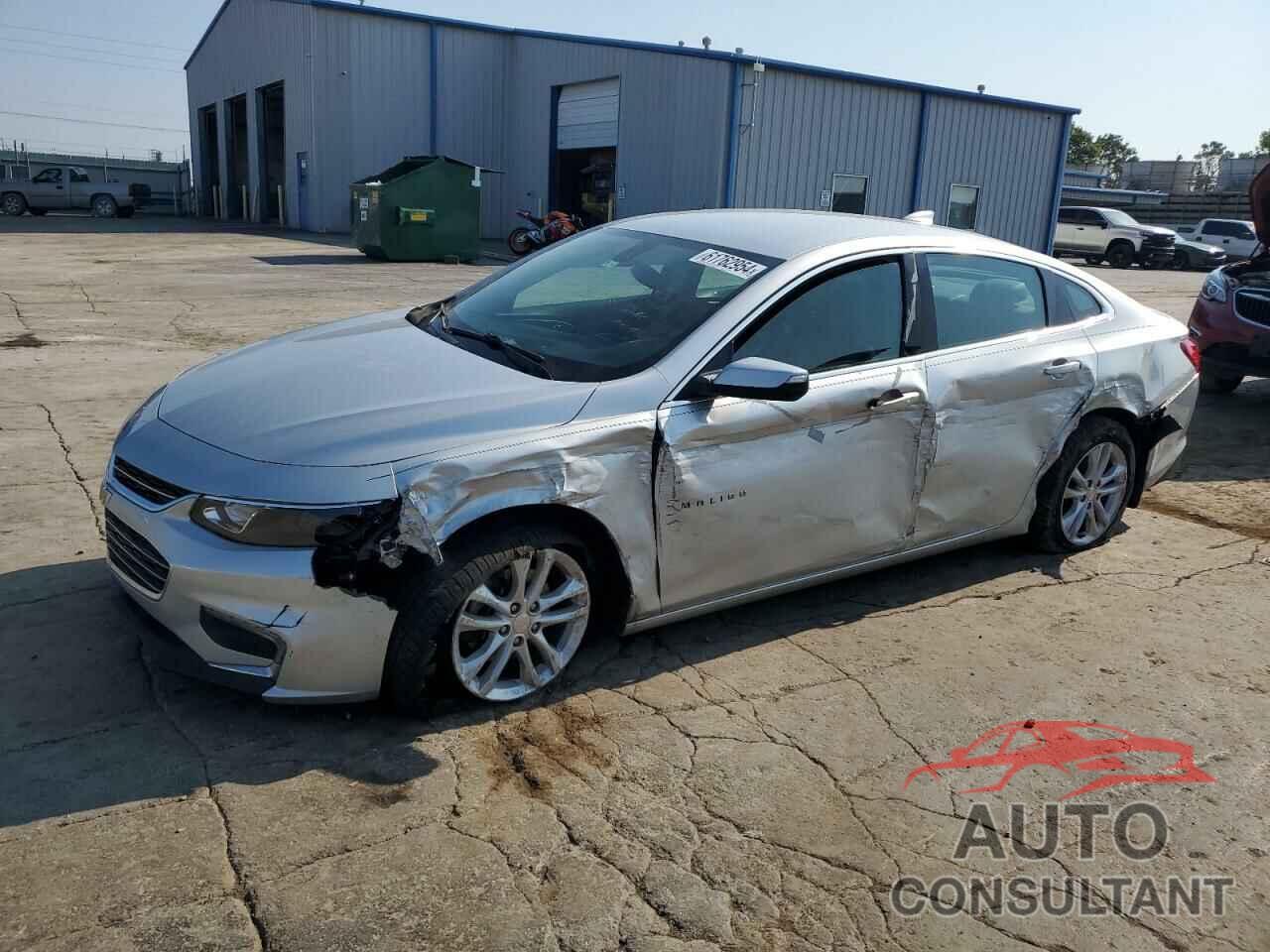 CHEVROLET MALIBU 2017 - 1G1ZE5ST9HF180951