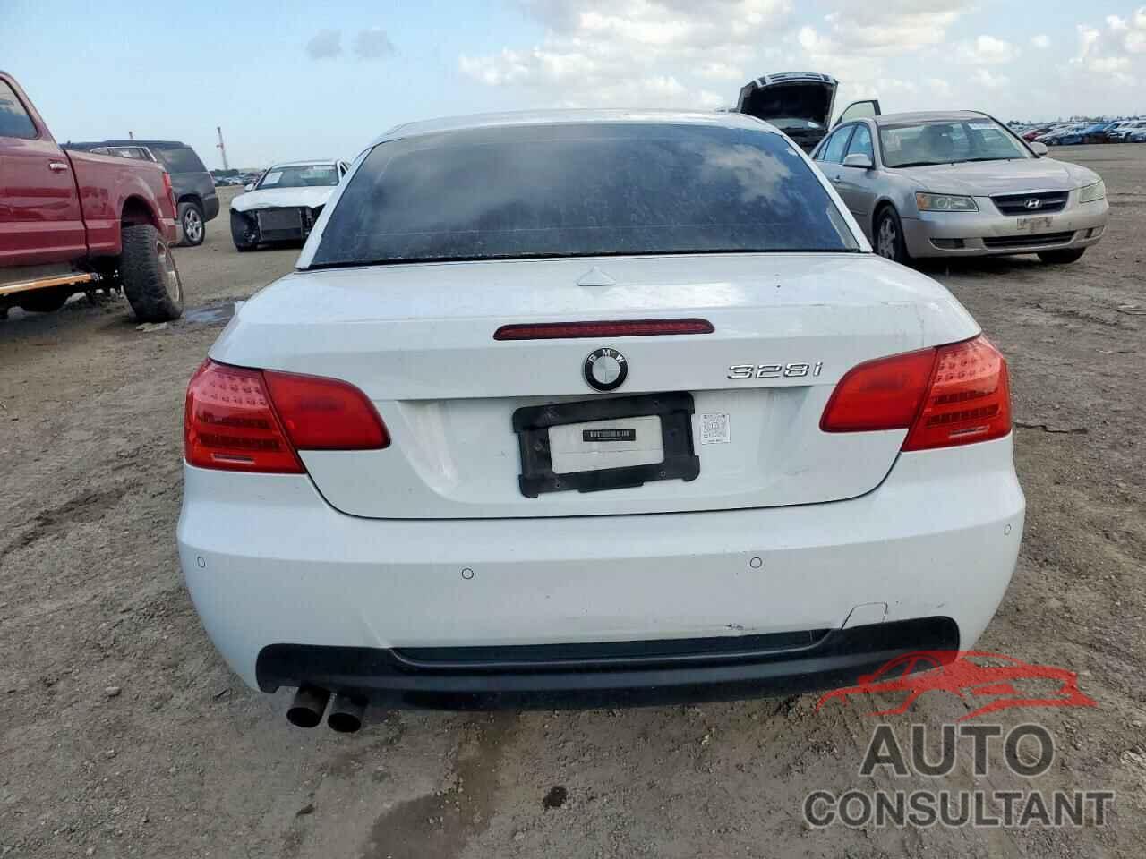 BMW 3 SERIES 2012 - WBADW3C50CE822438