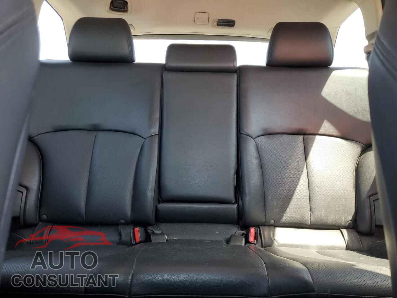 SUBARU OUTBACK 2012 - 4S4BRBLC4C3240361