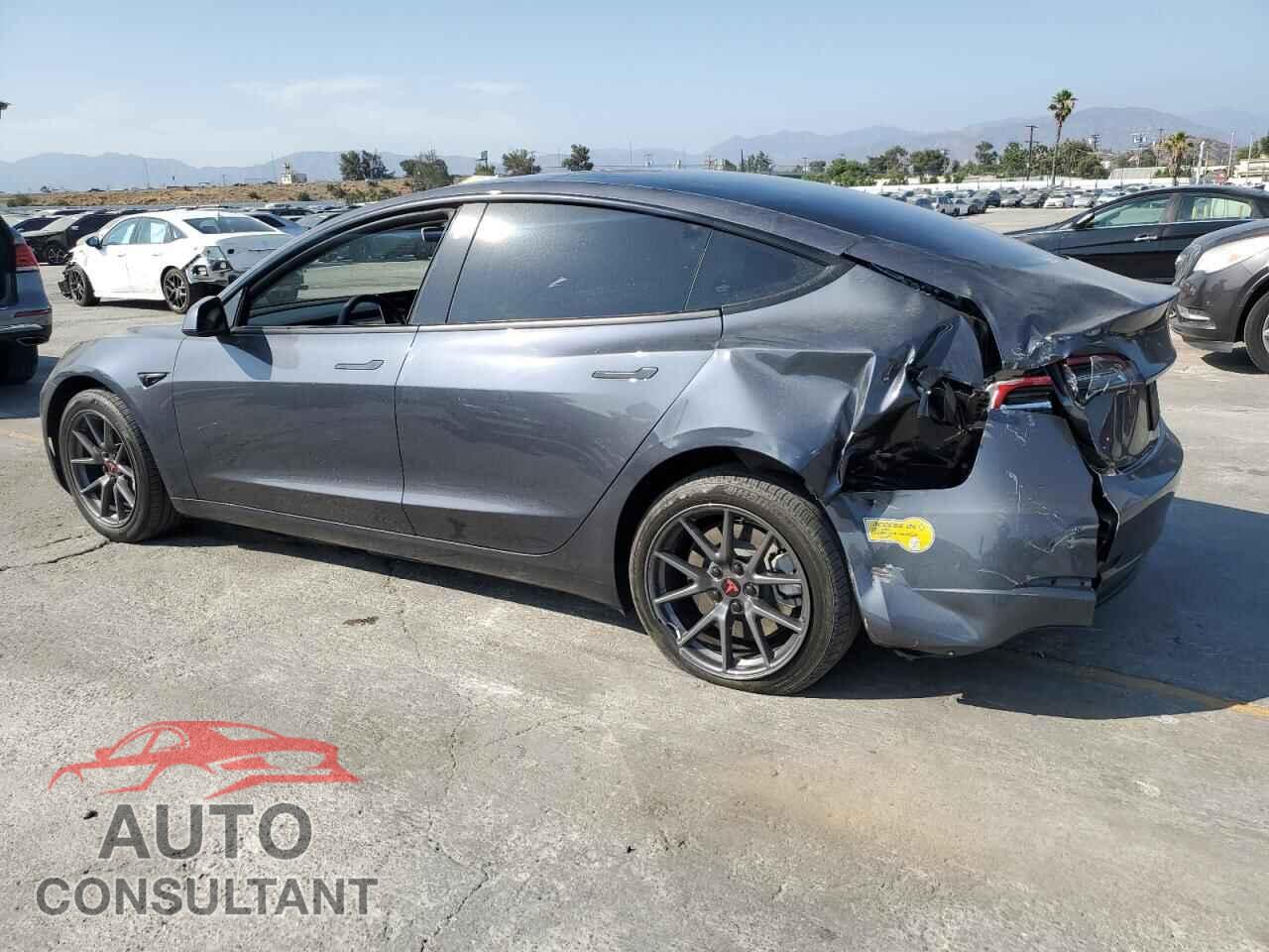 TESLA MODEL 3 2023 - 5YJ3E1EA5PF405868