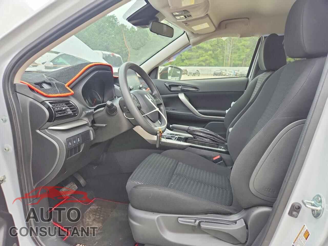MITSUBISHI ECLIPSE 2024 - JA4ATVAA9RZ052374
