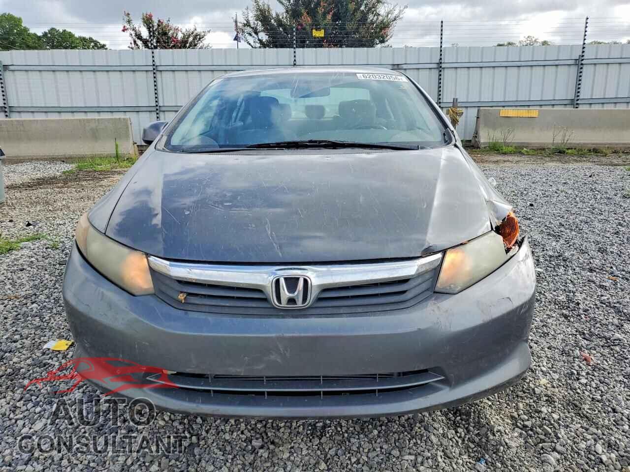 HONDA CIVIC 2012 - 2HGFB2F52CH525906