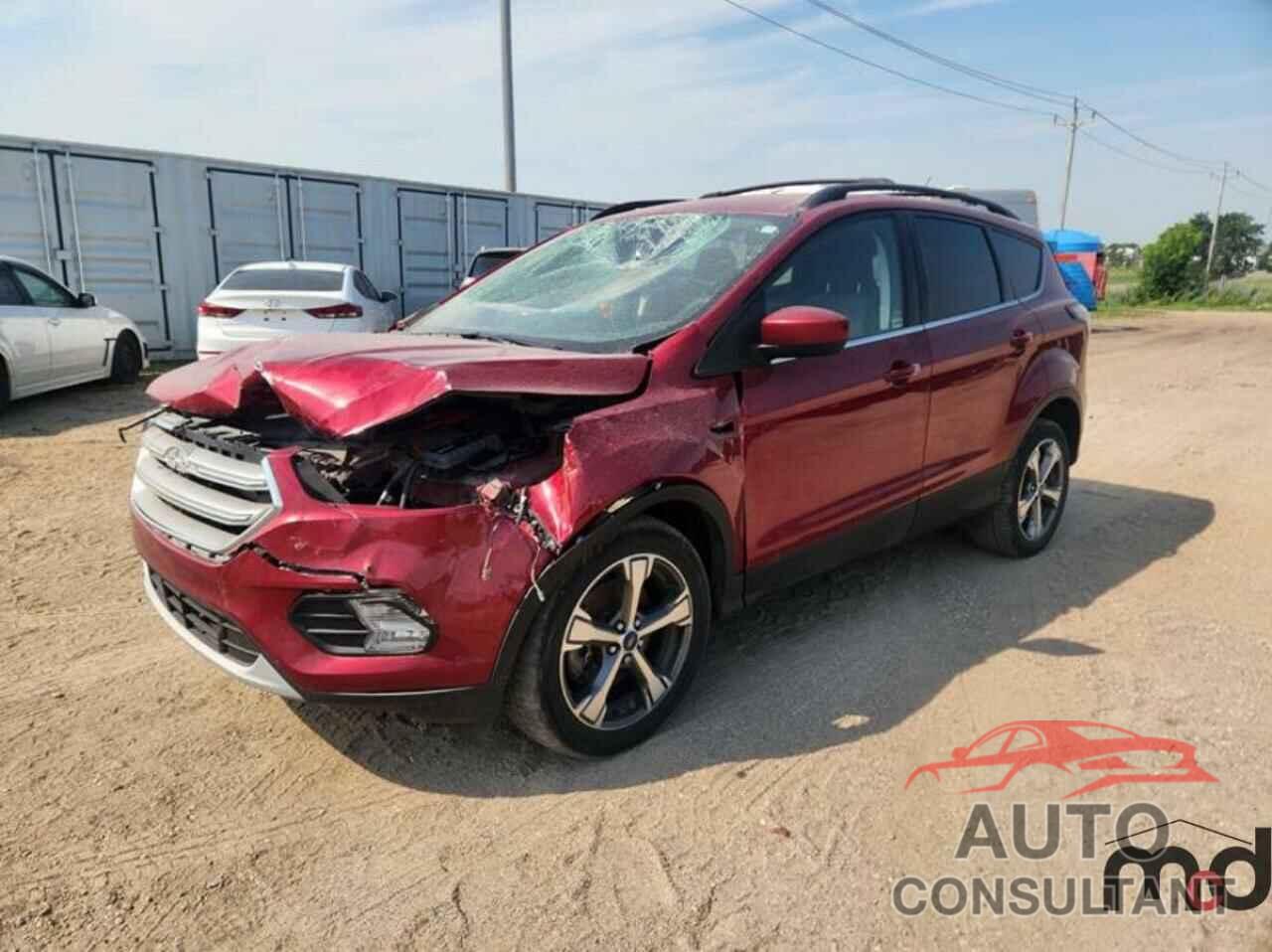 FORD ESCAPE 2017 - 1FMCU9GD1HUD46010