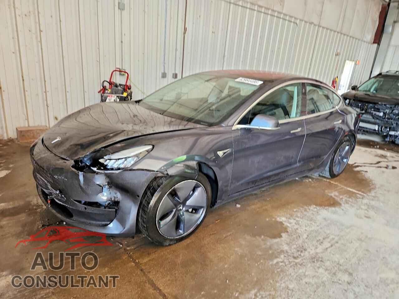 TESLA MODEL 3 2018 - 5YJ3E1EA5JF034623