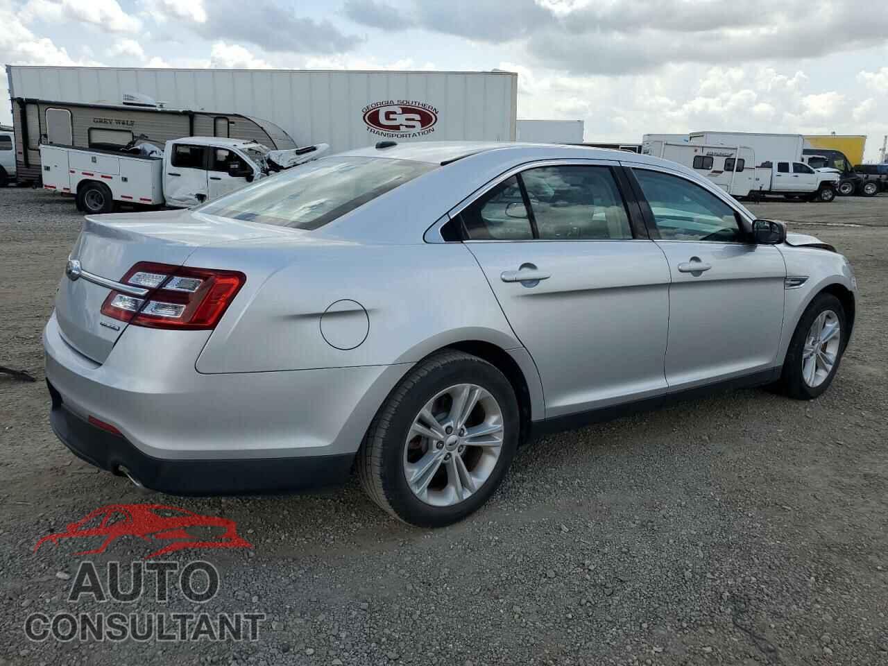 FORD TAURUS 2017 - 1FAHP2D89HG146321