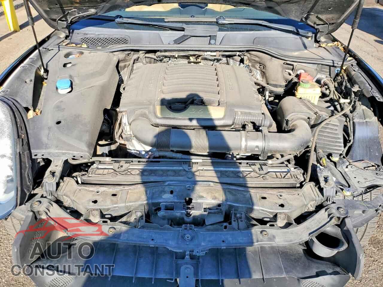 PORSCHE CAYENNE 2016 - WP1AA2A21GKA12166