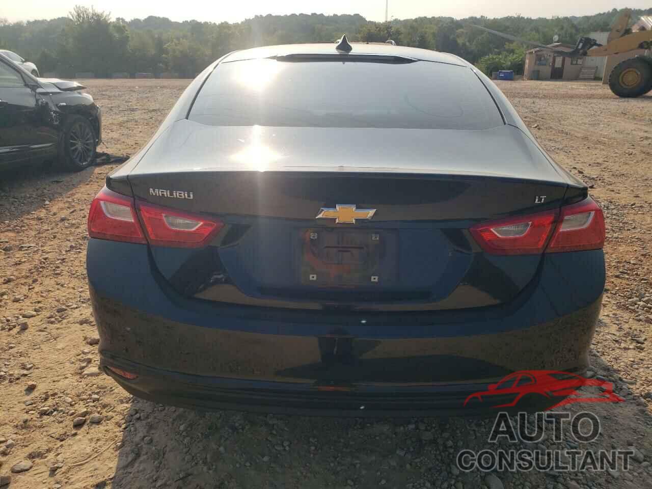 CHEVROLET MALIBU 2018 - 1G1ZD5ST9JF250215