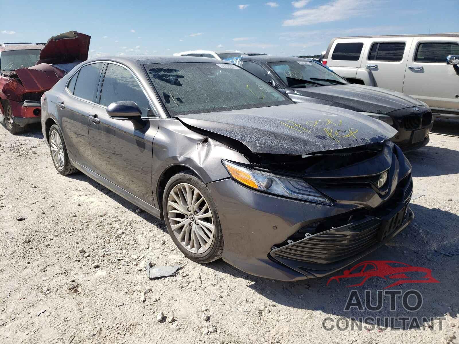 TOYOTA CAMRY 2018 - 4T1BZ1HK8JU006354