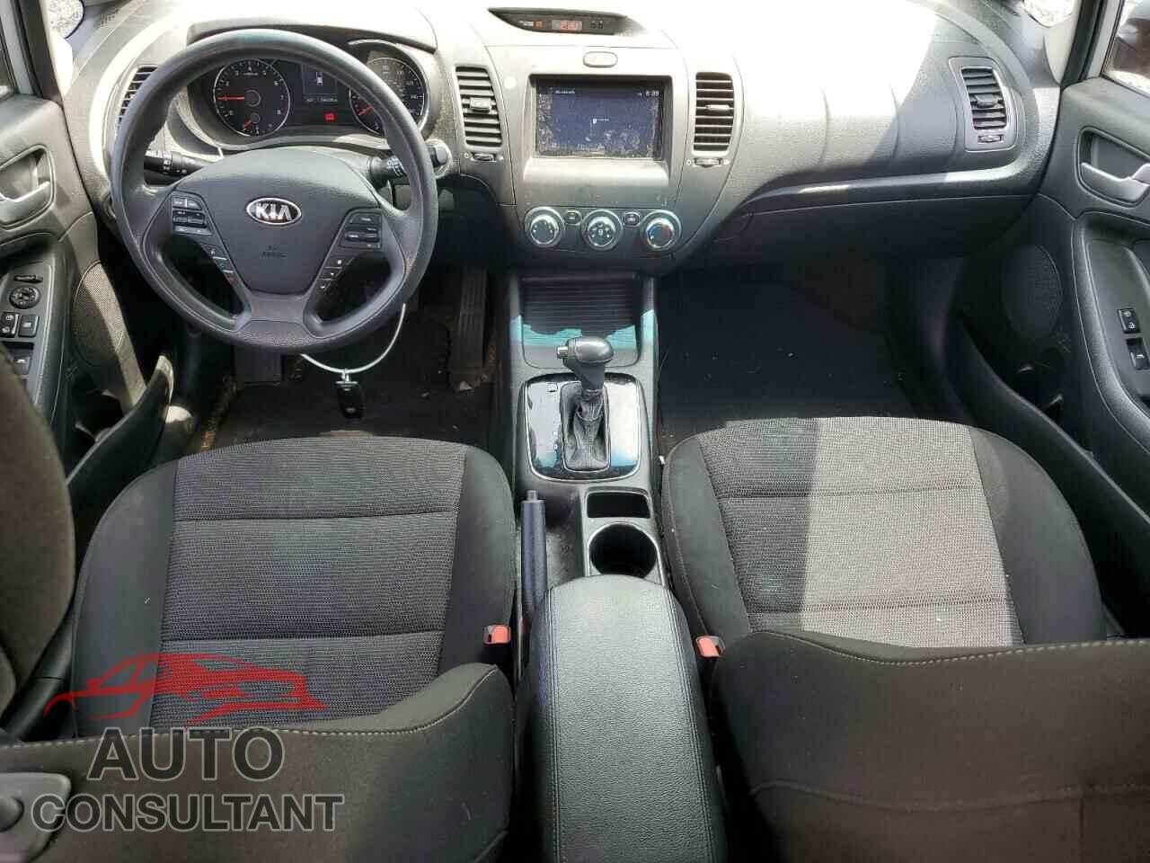 KIA FORTE 2017 - KNAFK5A87H5671442