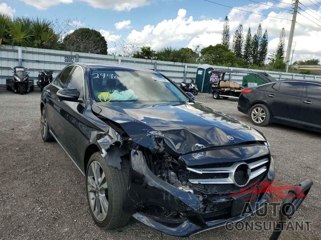 MERCEDES-BENZ C-CLASS 2018 - 55SWF4KB7JU242946