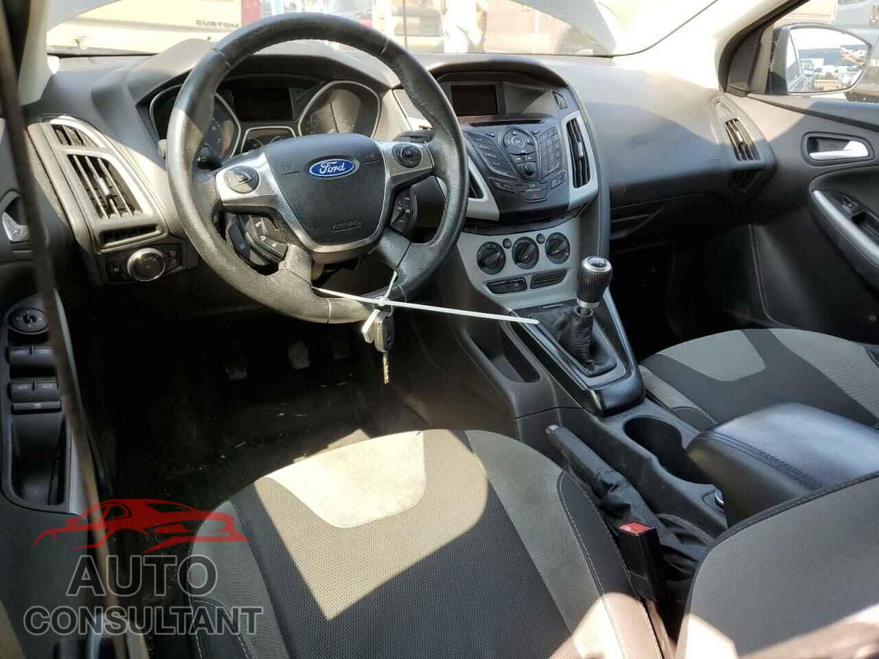 FORD FOCUS 2012 - 1FAHP3K26CL272396
