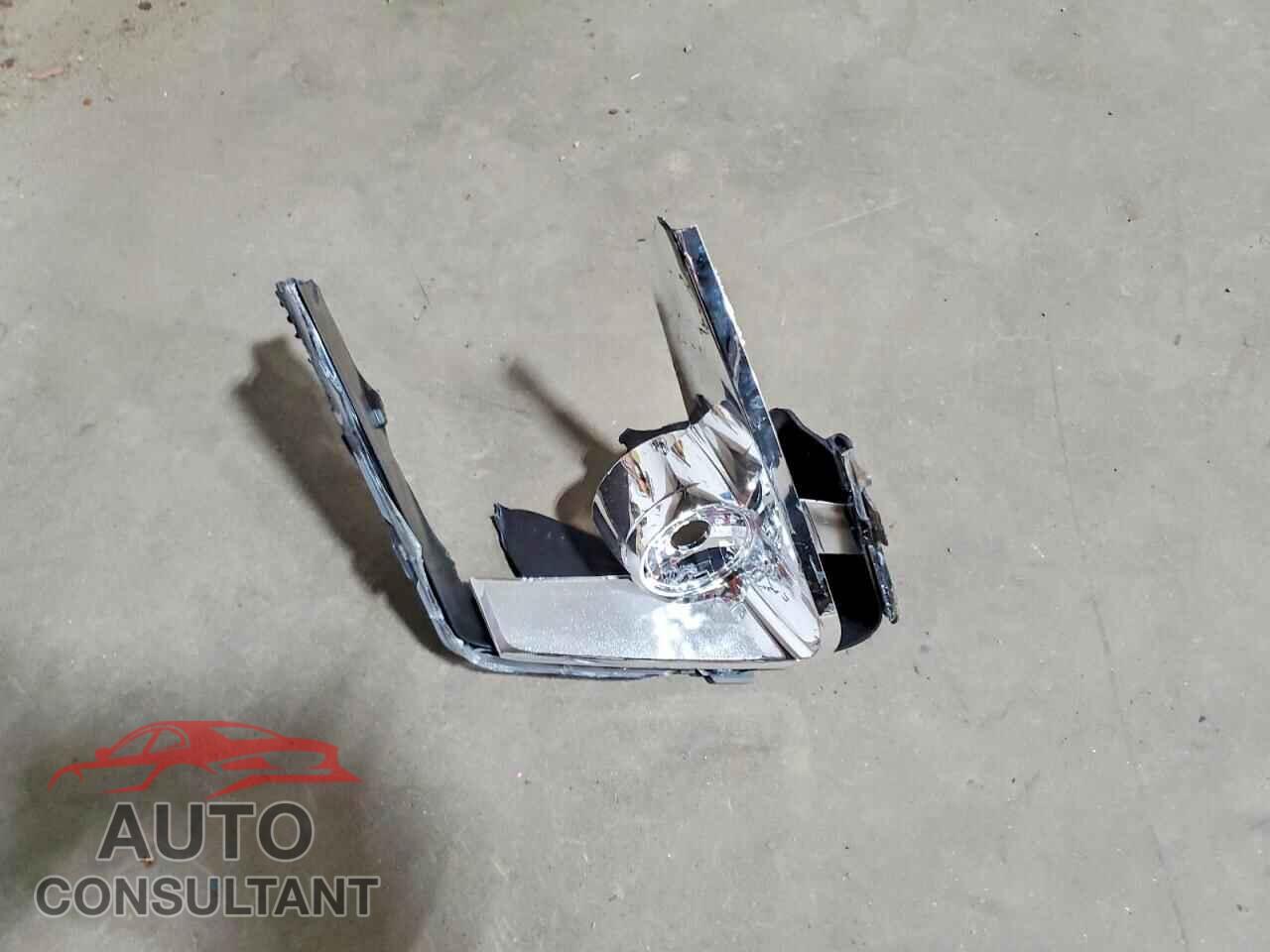 JEEP CHEROKEE 2011 - 1J4RR4GG2BC596540