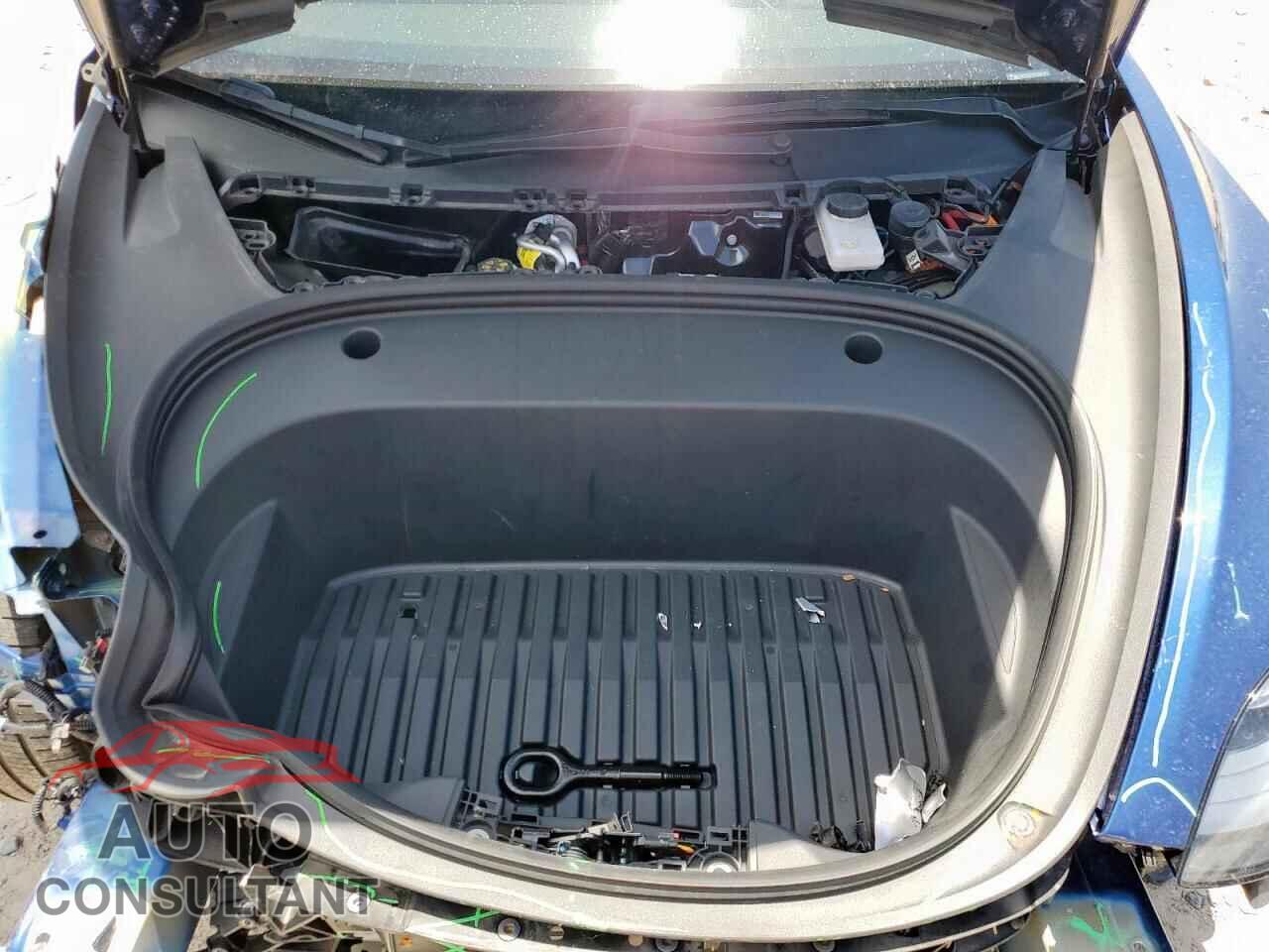TESLA MODEL 3 2022 - 5YJ3E1EB0NF226899