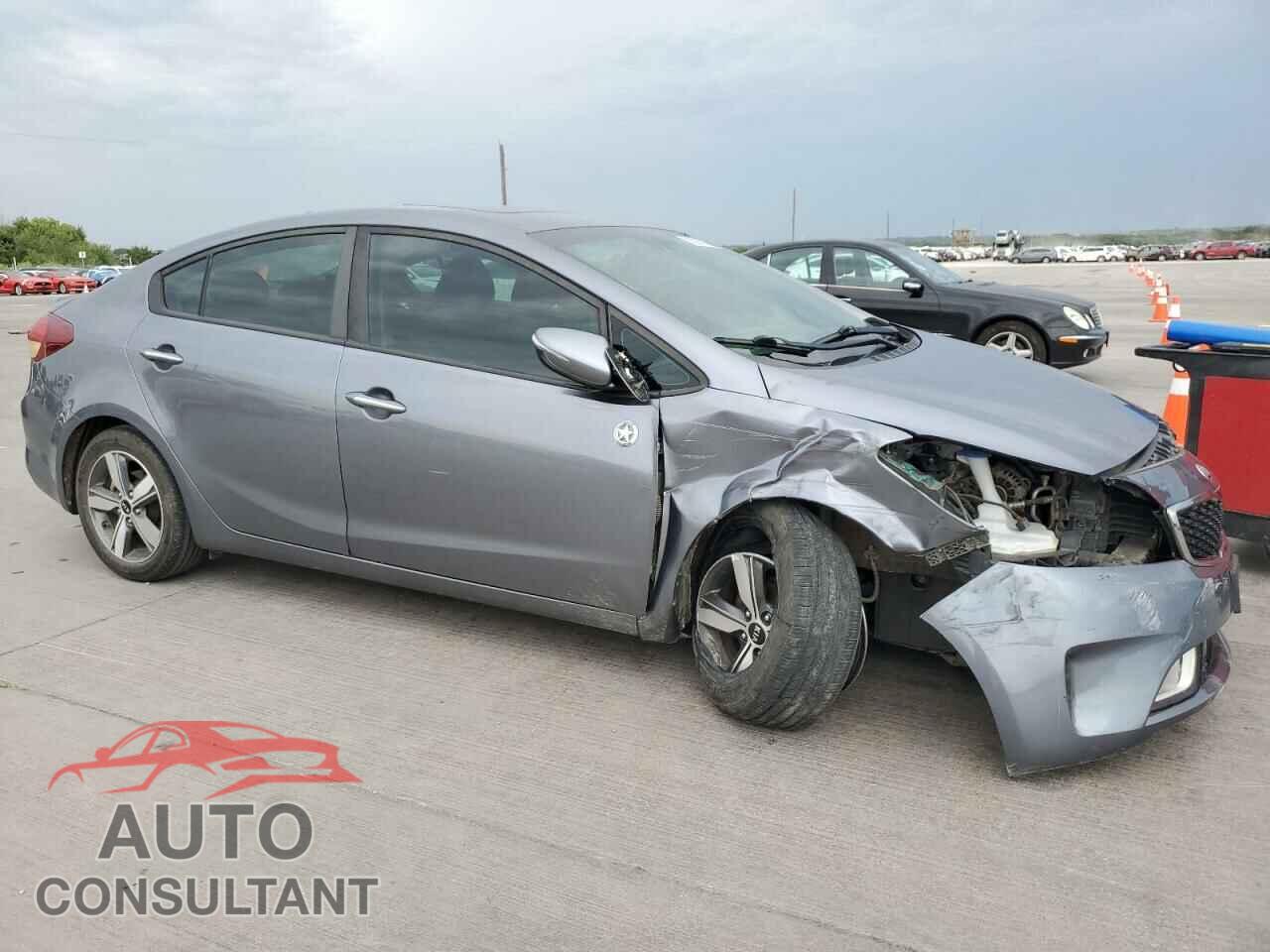 KIA FORTE 2018 - 3KPFL4A77JE201701