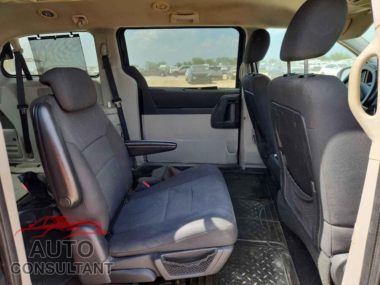 DODGE CARAVAN 2010 - 2D4RN5D16AR145384