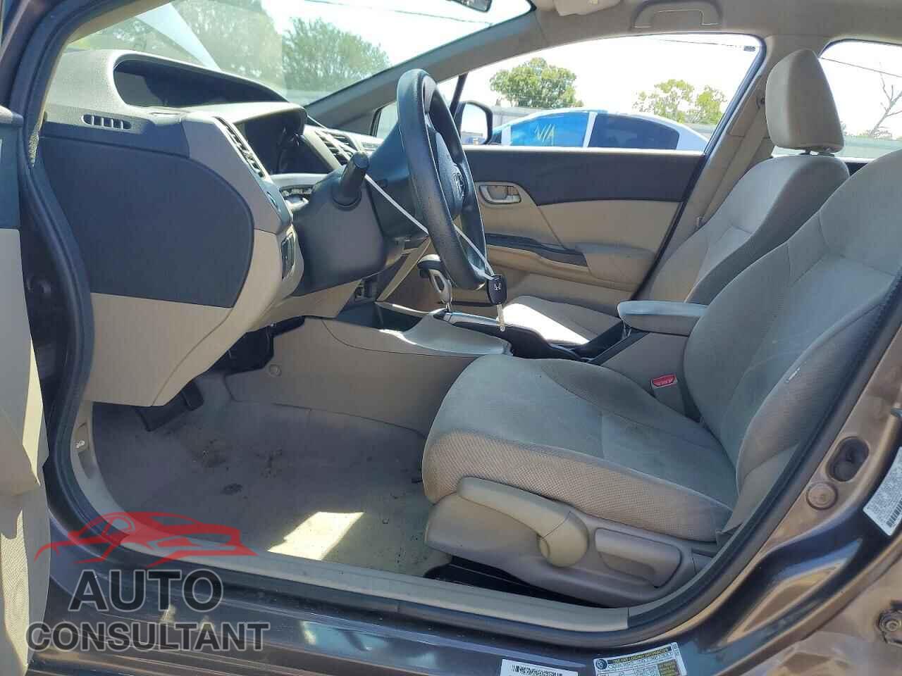 HONDA CIVIC 2012 - 2HGFB2F54CH601108