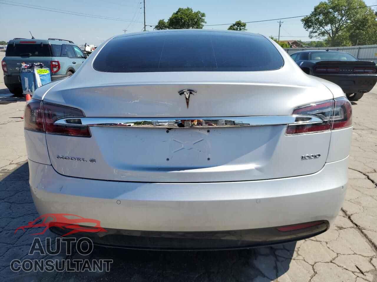 TESLA MODEL S 2017 - 5YJSA1E20HF198890