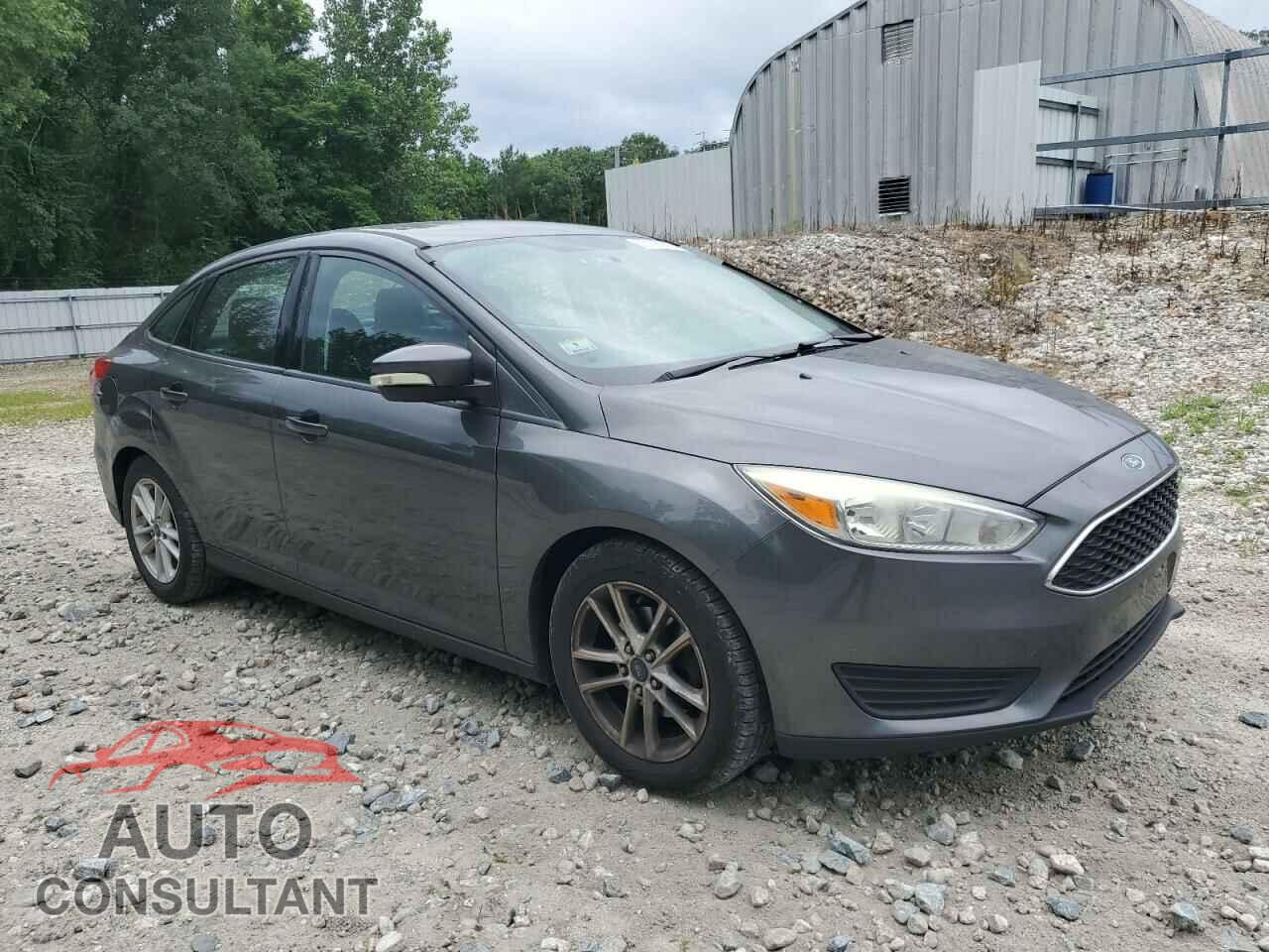 FORD FOCUS 2015 - 1FADP3F21FL200454