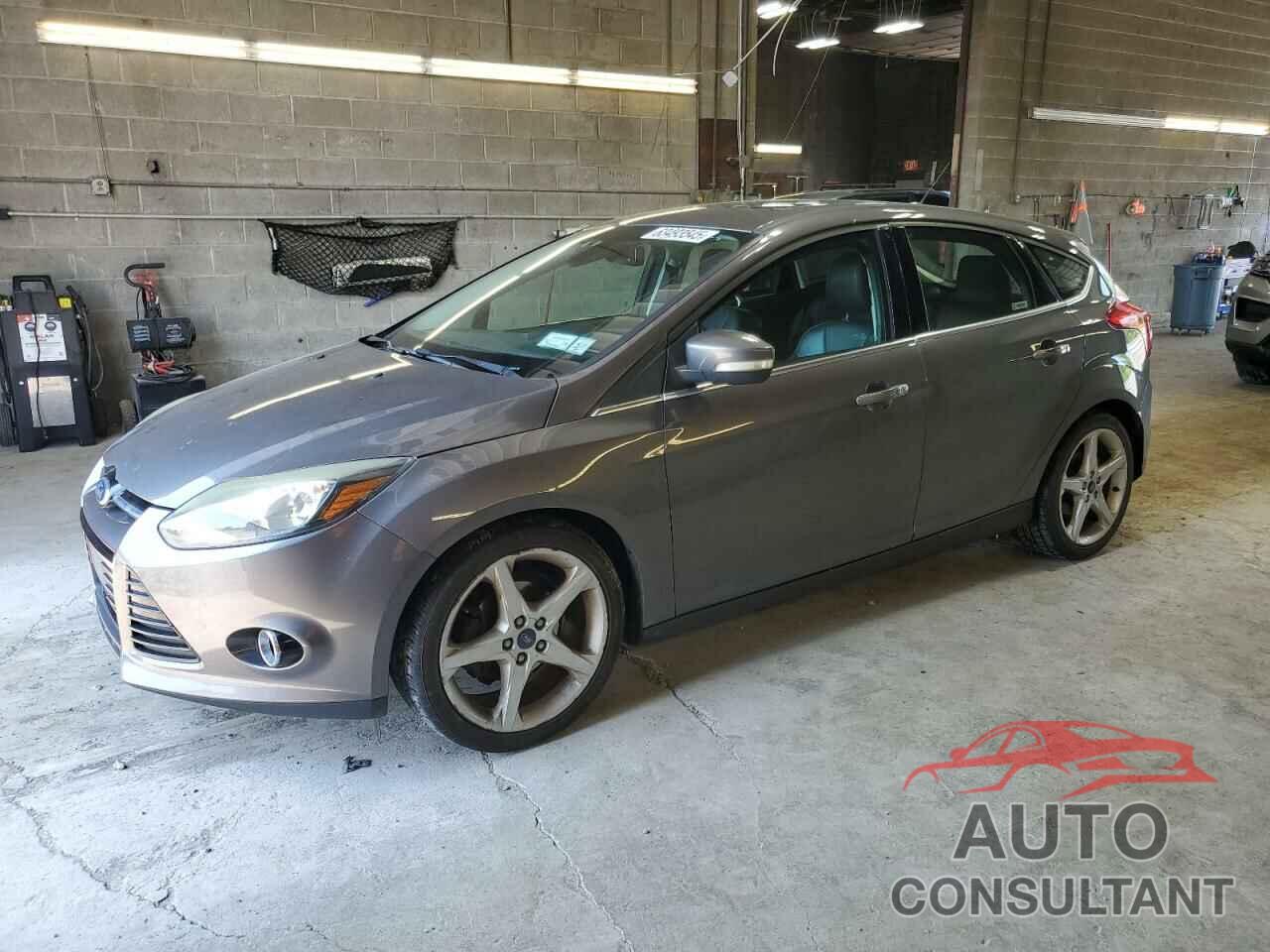 FORD FOCUS 2012 - 1FAHP3N24CL194437