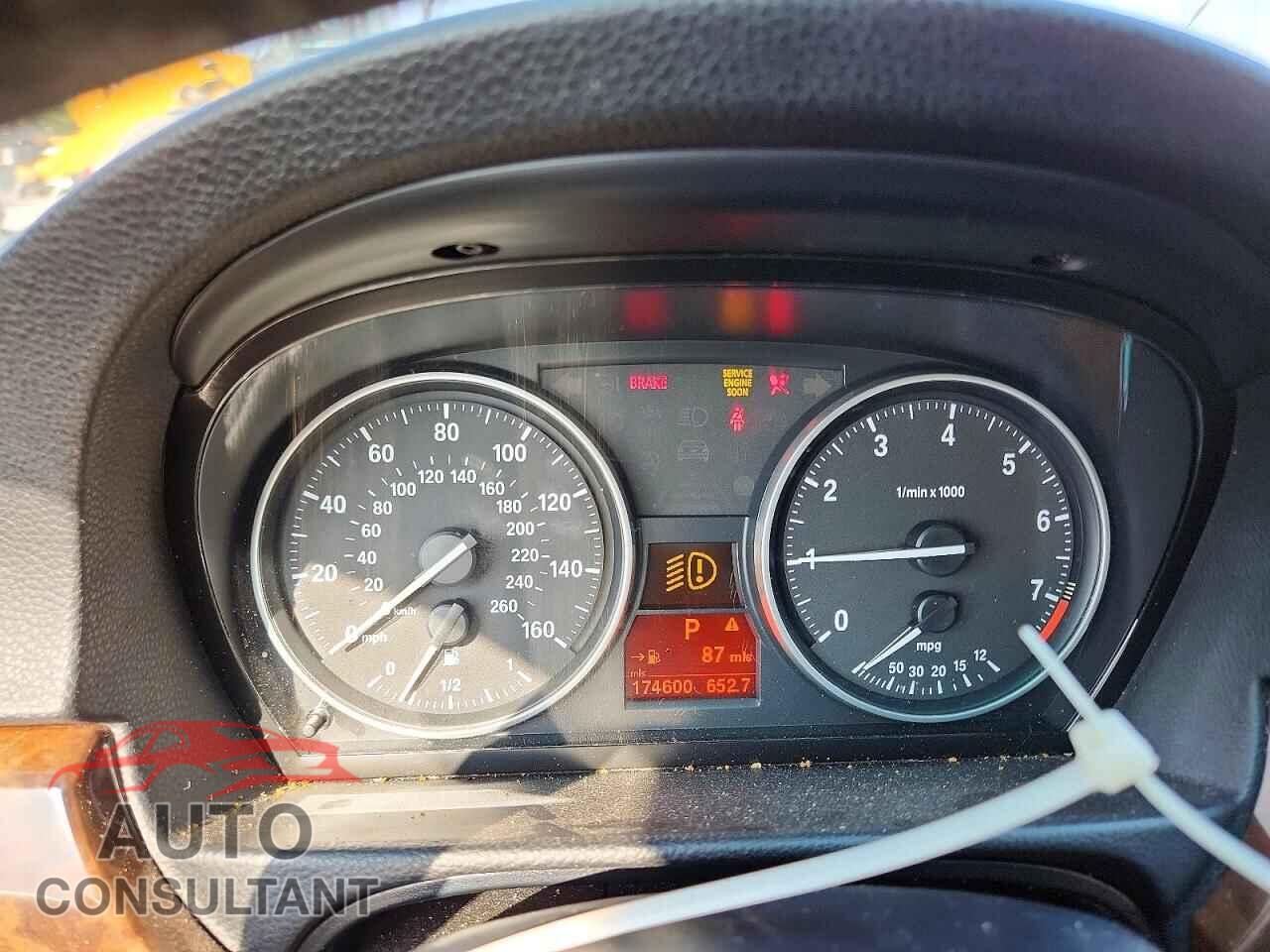 BMW 3 SERIES 2010 - WBAPH7C52AA175625