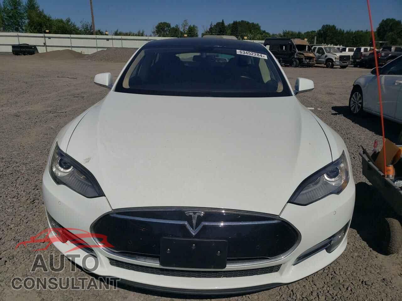 TESLA MODEL S 2013 - 5YJSA1CN2DFP23181