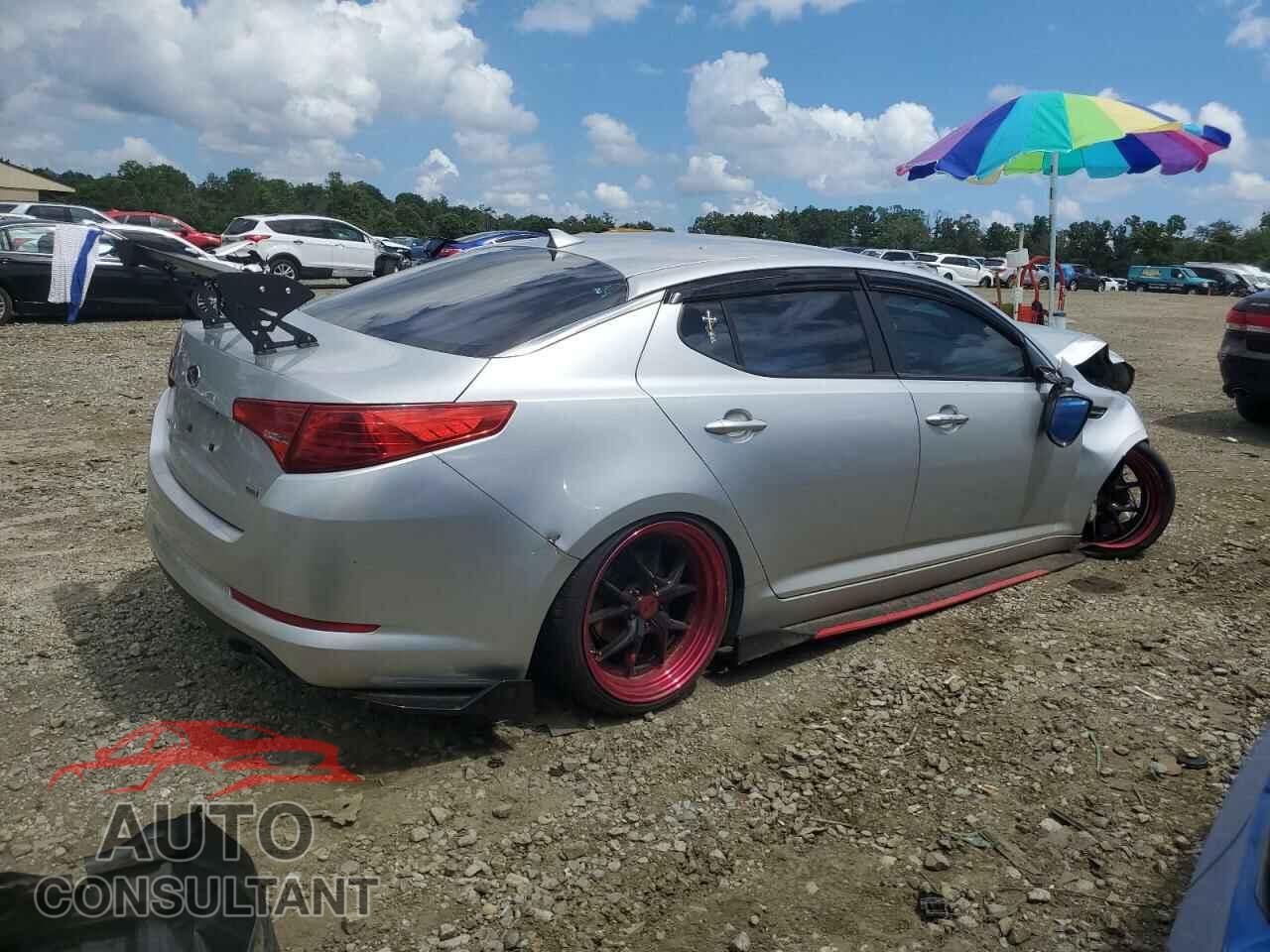 KIA OPTIMA 2011 - KNAGM4A71B5086394