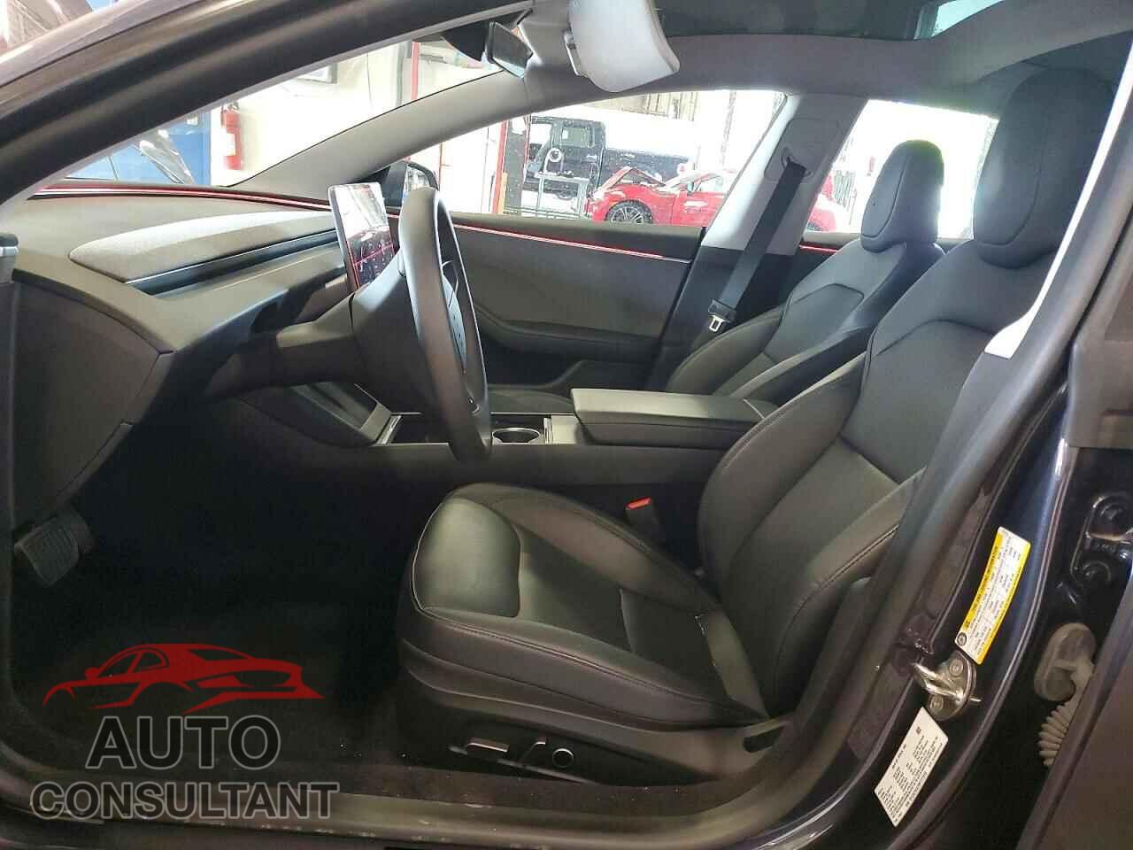 TESLA MODEL 3 2024 - 5YJ3E1EA7RF771219