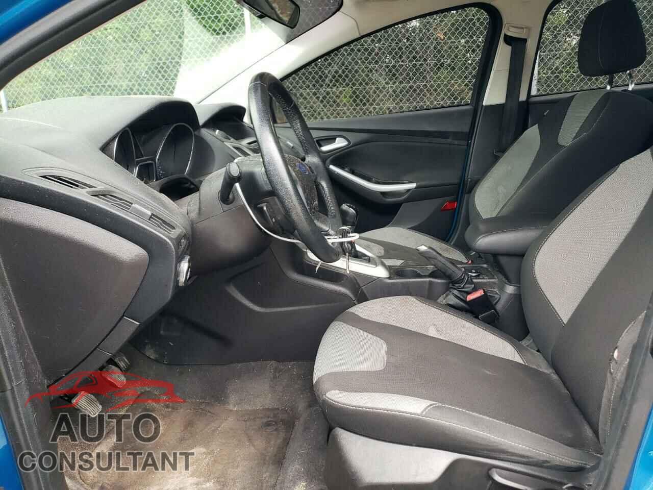 FORD FOCUS 2012 - 1FAHP3K25CL139936