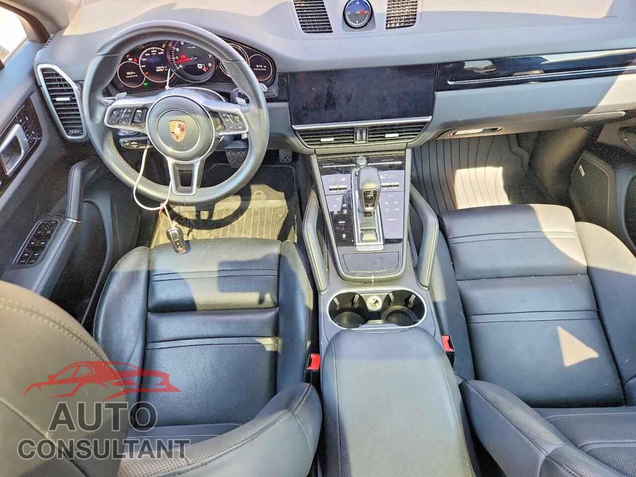PORSCHE CAYENNE 2019 - WP1AA2AY2KDA09505