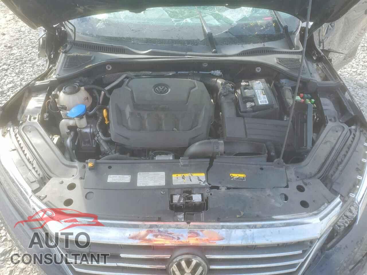 VOLKSWAGEN PASSAT 2021 - 1VWSA7A30MC011363