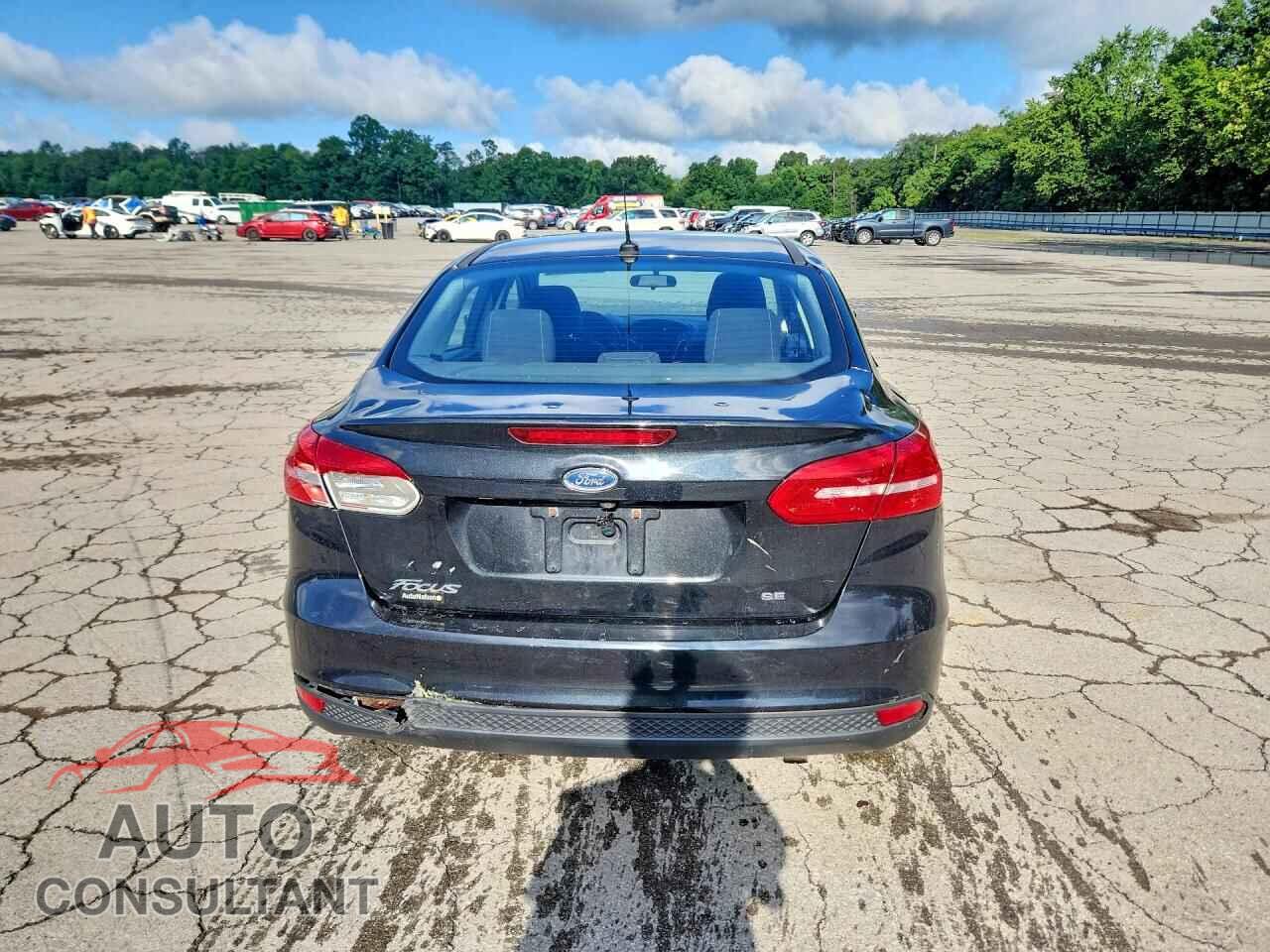 FORD FOCUS 2015 - 1FADP3F27FL217016