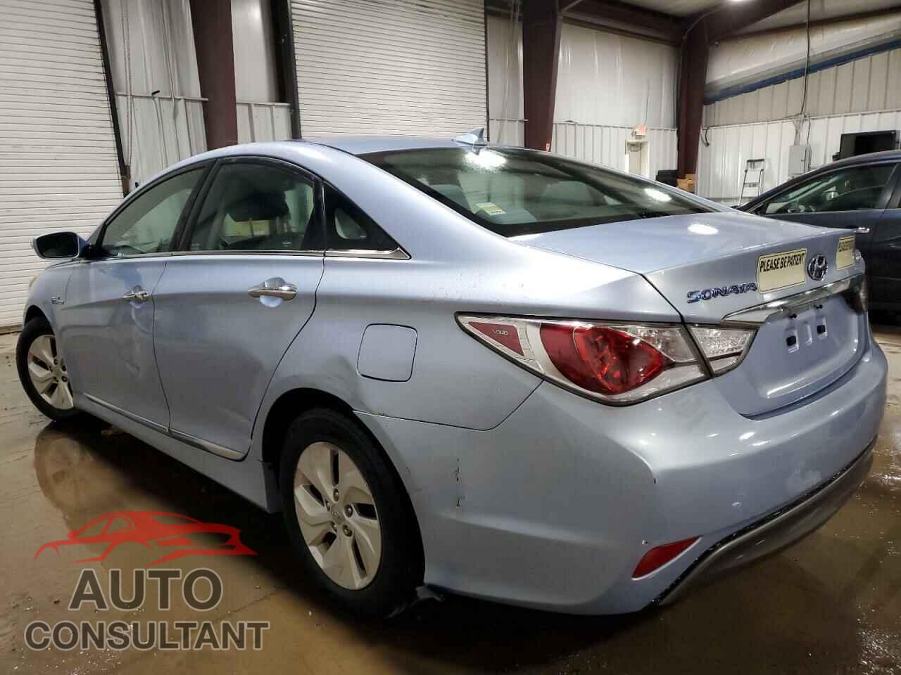 HYUNDAI SONATA 2013 - KMHEC4A47DA084268
