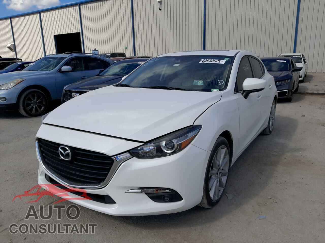 MAZDA 3 2017 - JM1BN1M36H1133064