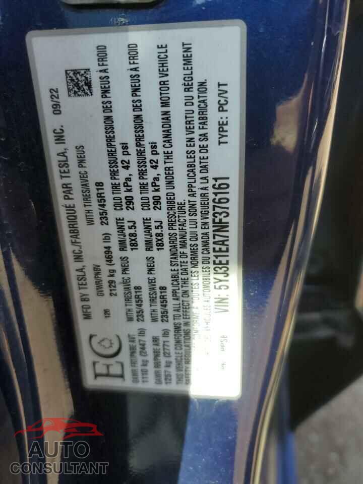 TESLA MODEL 3 2022 - 5YJ3E1EA7NF376161