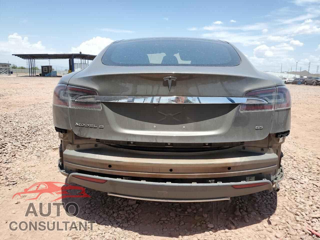 TESLA MODEL S 2015 - 5YJSA1H11FF094876