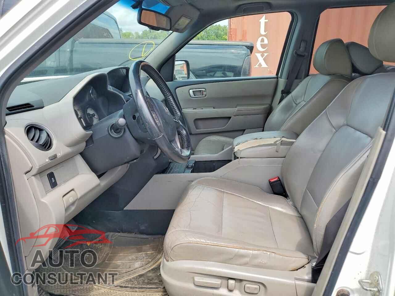 HONDA PILOT 2012 - 5FNYF3H57CB017130