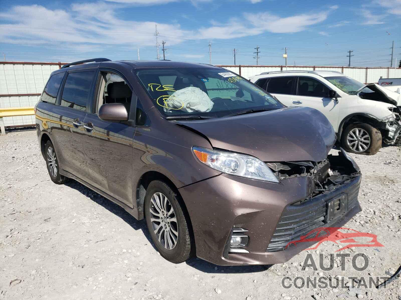 TOYOTA SIENNA 2018 - 5TDYZ3DC8JS920794