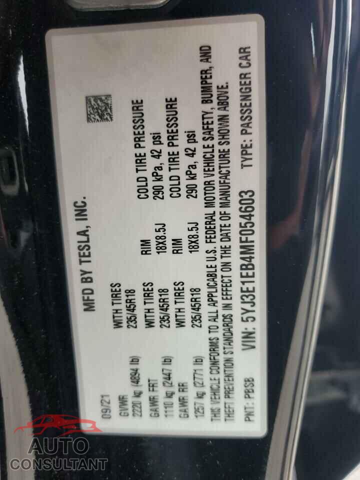 TESLA MODEL 3 2021 - 5YJ3E1EB4MF054603