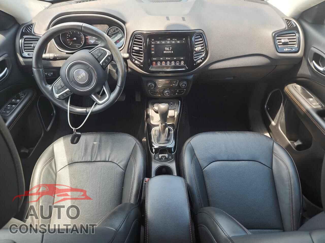 JEEP COMPASS 2021 - 3C4NJDCB2MT551322