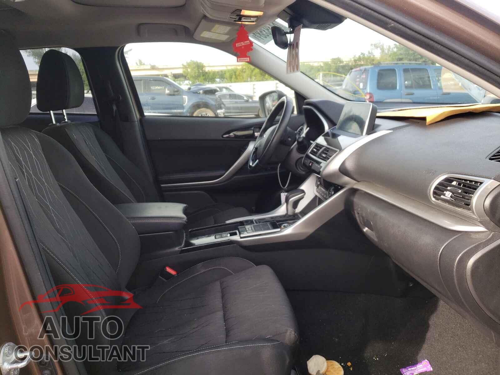 MITSUBISHI ECLIPSE 2020 - JA4AT5AA7LZ002824