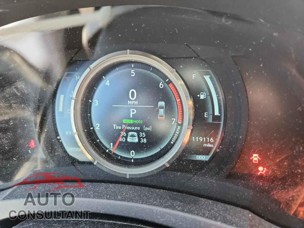 LEXUS IS 2016 - JTHBA1D29G5028186