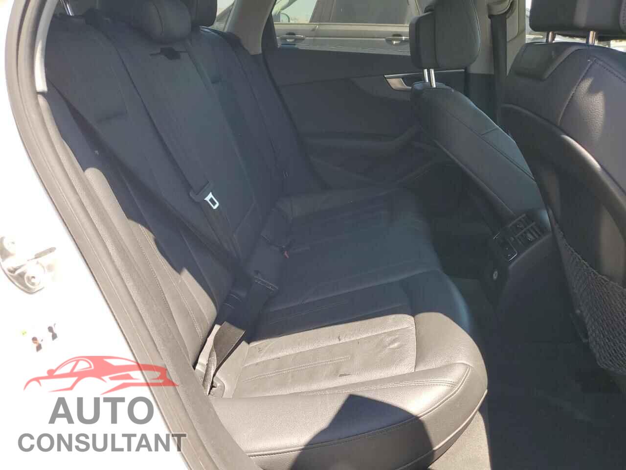 AUDI A4 2017 - WA18NAF41HA098539
